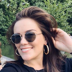 Meet your Posher, Marissa